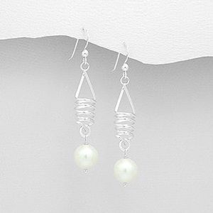 058 🆕 925 Silver Freshwater Pearl Earrings
